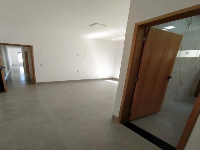 Casa para Venda em Goiânia - 5