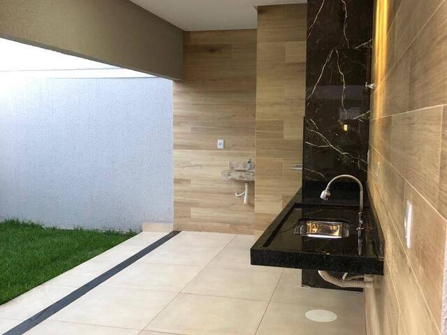 #847 - Casa para Venda em Goiânia - GO