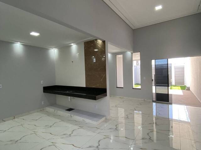 #834 - Casa para Venda em Goiânia - GO