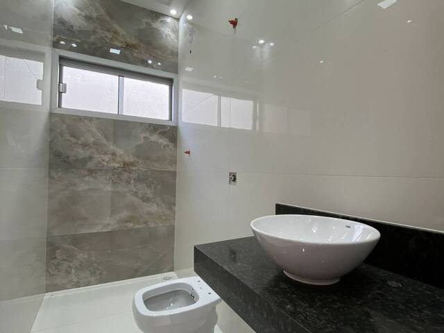 #834 - Casa para Venda em Goiânia - GO