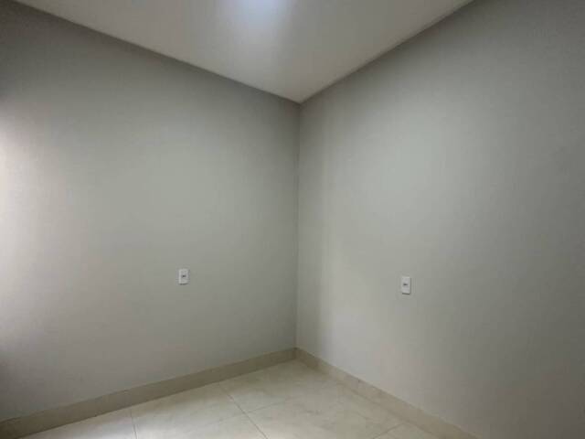 #883 - Casa para Venda em Goiânia - GO