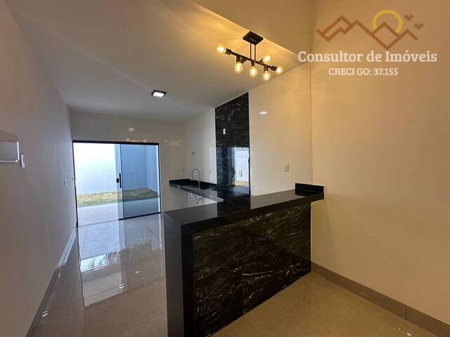 #920 - Casa para Venda em Aparecida de Goiânia - GO - 3