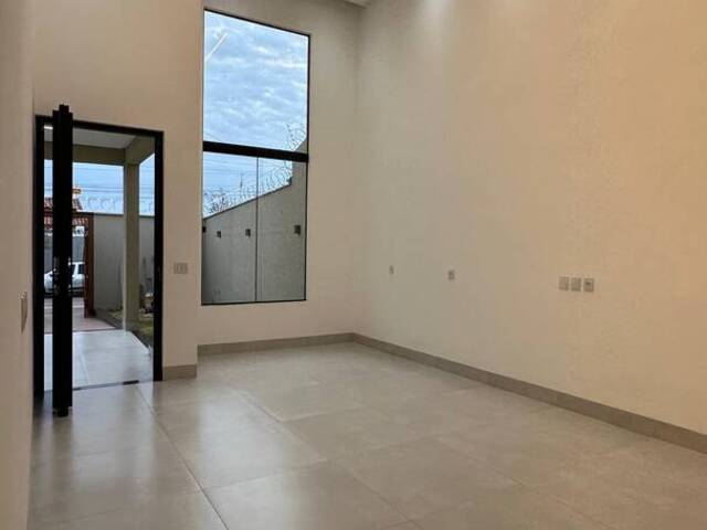 Casa para Venda em Aparecida de Goiânia - 4