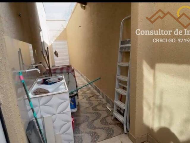 #932 - Casa para Venda em Goianira - GO - 2