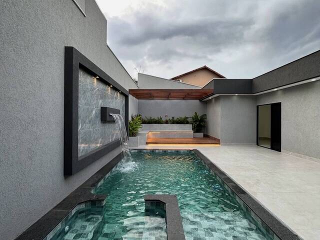 #949 - Casa para Venda em Goiânia - GO - 3