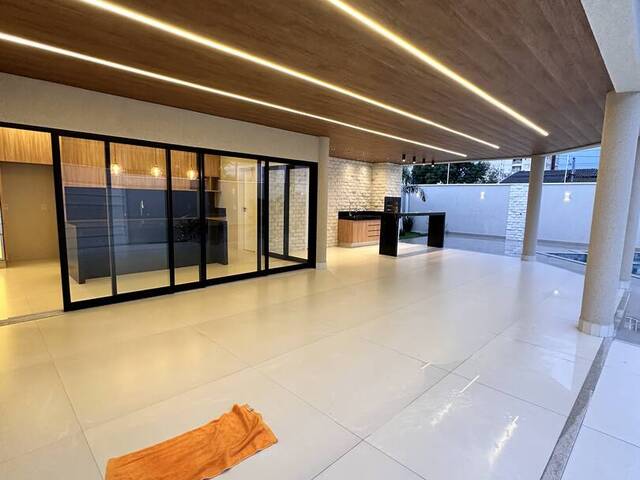 #971 - Casa para Venda em Goiânia - GO - 2