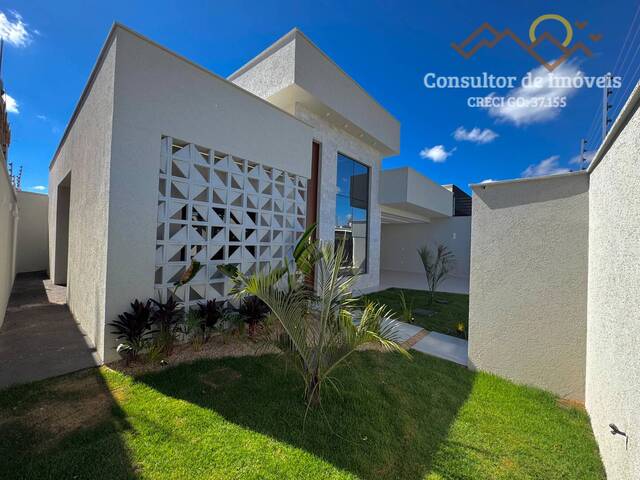 #981 - Casa para Venda em Goiânia - GO - 2