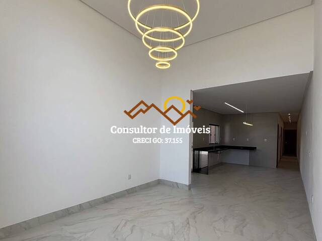 #997 - Casa para Venda em Aparecida de Goiânia - GO