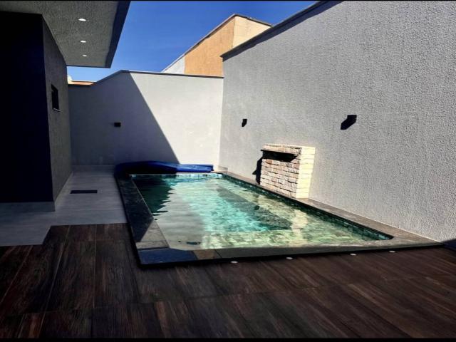 Casa para Venda em Goiânia - 5