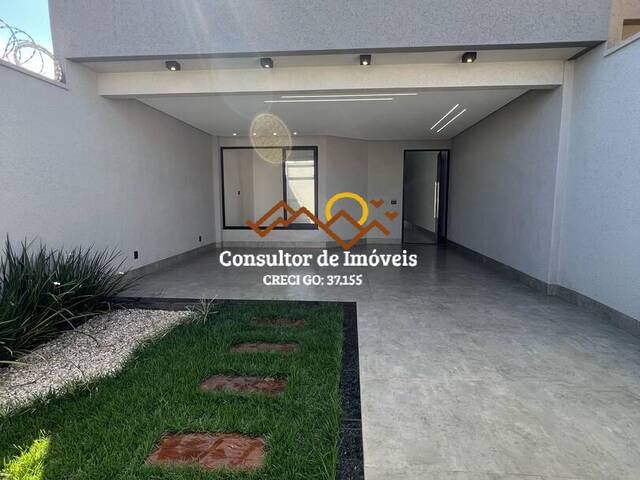#1005 - Casa para Venda em Goiânia - GO - 1