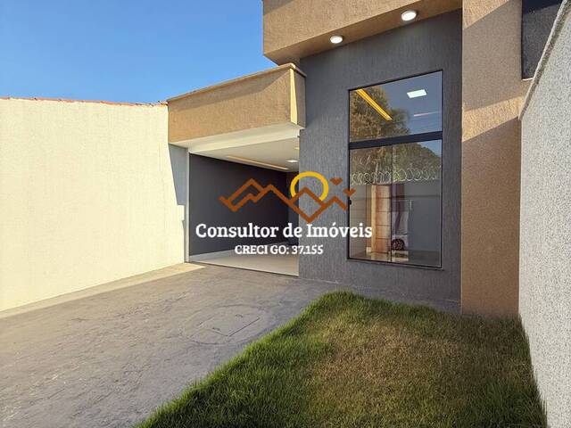 #1017 - Casa para Venda em Aparecida de Goiânia - GO - 1