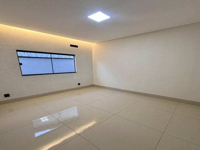 Casa para Venda em Goiânia - 4