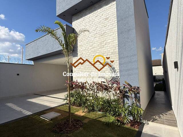 #1021 - Casa para Venda em Goiânia - GO - 1