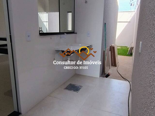 #1023 - Casa para Venda em Goiânia - GO - 3
