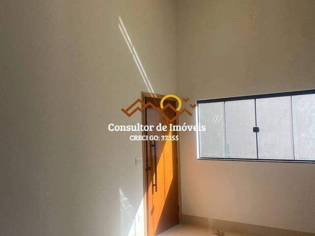 #1029 - Casa para Venda em Aparecida de Goiânia - GO - 2