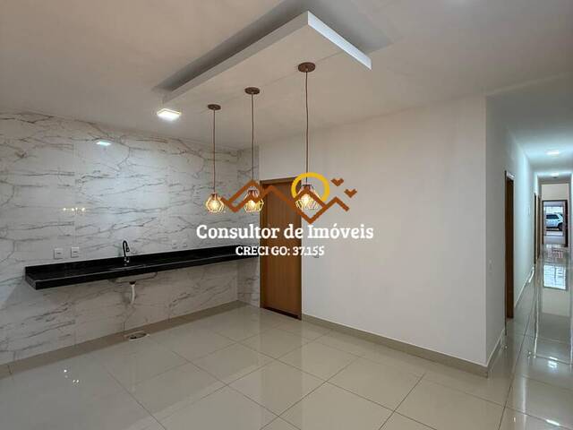 #1037 - Casa para Venda em Goiânia - GO - 2