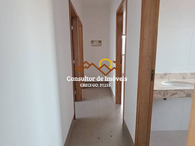 #1041 - Casa para Venda em Aparecida de Goiânia - GO - 2