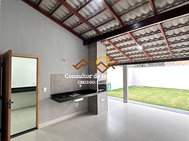 #1043 - Casa para Venda em Aparecida de Goiânia - GO - 2
