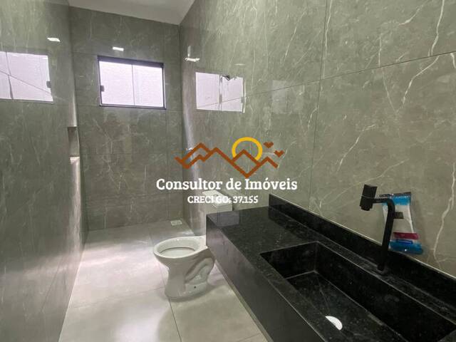 #1046 - Casa para Venda em Aparecida de Goiânia - GO