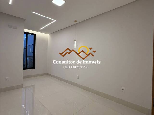 #1048 - Casa para Venda em Goiânia - GO - 3