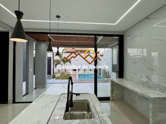 #1054 - Casa para Venda em Goiânia - GO - 2