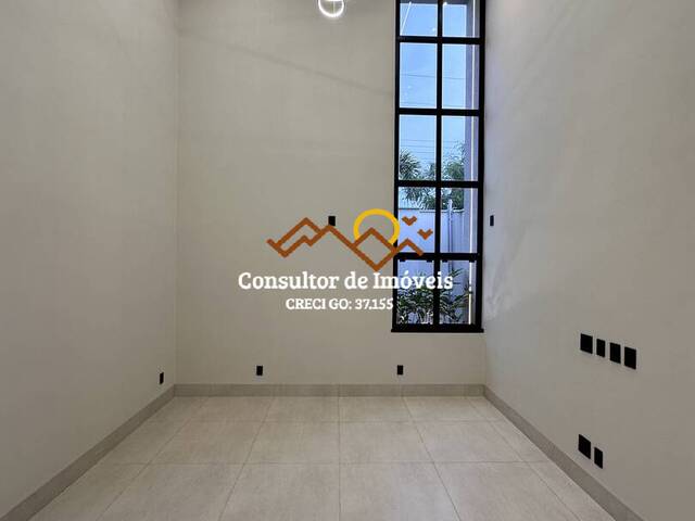 #1060 - Casa para Venda em Goiânia - GO - 2