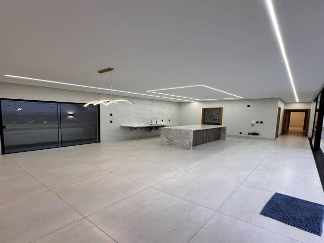 Casa para Venda em Goiânia - 5