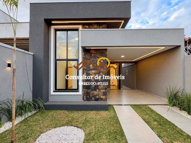 #1061 - Casa para Venda em Aparecida de Goiânia - GO - 1