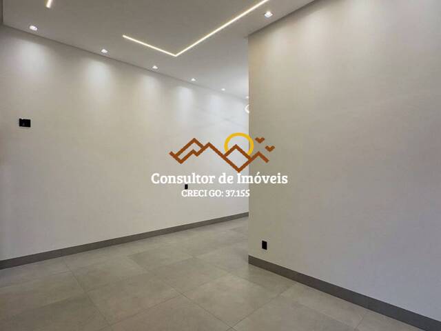 #1061 - Casa para Venda em Aparecida de Goiânia - GO - 3
