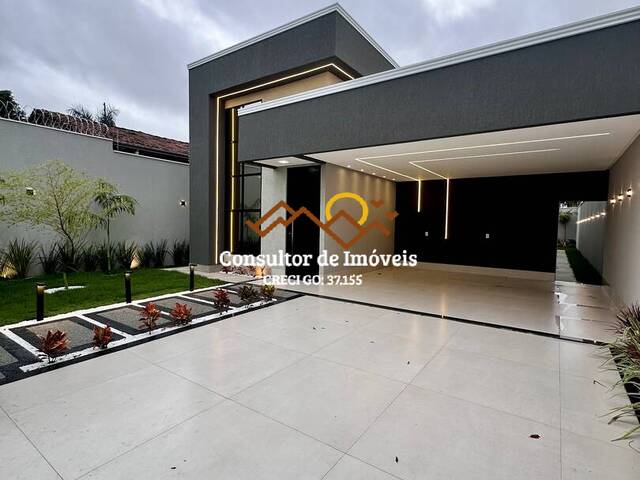 #1065 - Casa para Venda em Goiânia - GO - 1