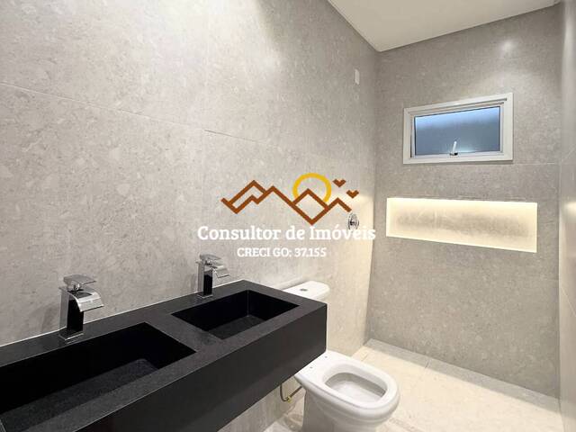 #1066 - Casa para Venda em Goiânia - GO