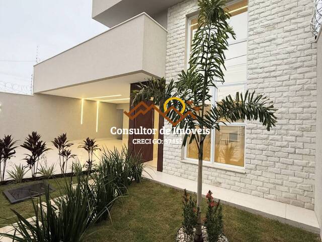 #1066 - Casa para Venda em Goiânia - GO