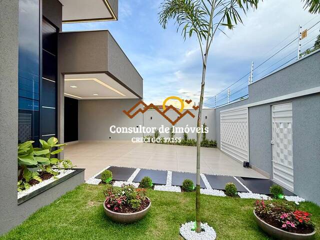#1069 - Casa para Venda em Aparecida de Goiânia - GO - 2