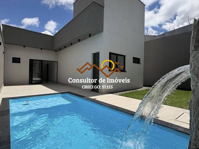 #1072 - Casa para Venda em Goiânia - GO - 3