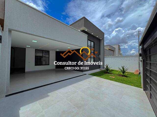 #1073 - Casa para Venda em Goiânia - GO - 1
