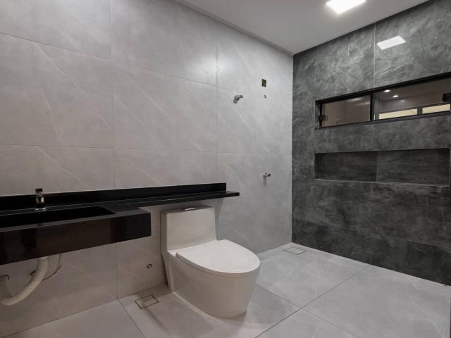 Casa para Venda em Goiânia - 5