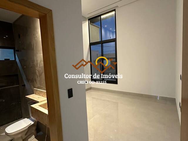 #1078 - Casa para Venda em Aparecida de Goiânia - GO - 3