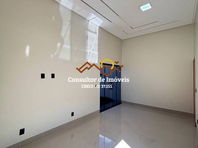 #1080 - Casa para Venda em Aparecida de Goiânia - GO