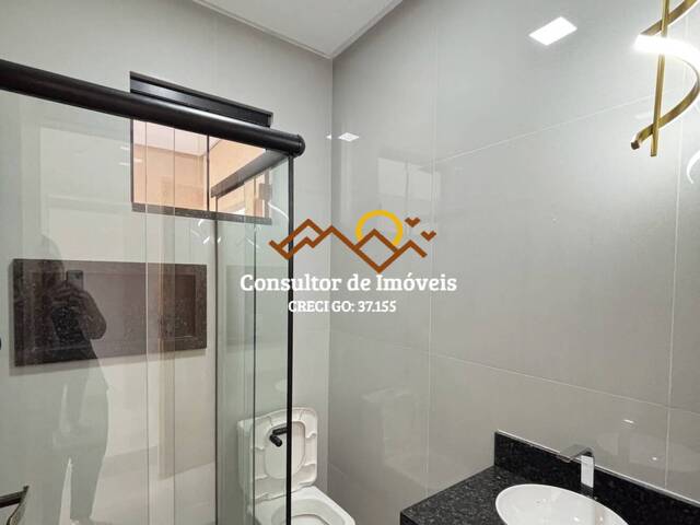 Casa para Venda em Aparecida de Goiânia - 2