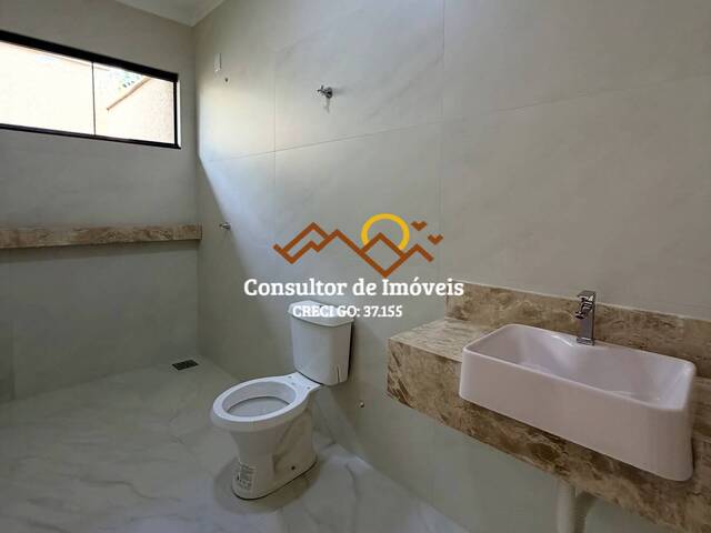 Casa para Venda em Aparecida de Goiânia - 2