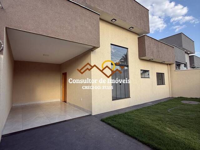 #1085 - Casa para Venda em Aparecida de Goiânia - GO