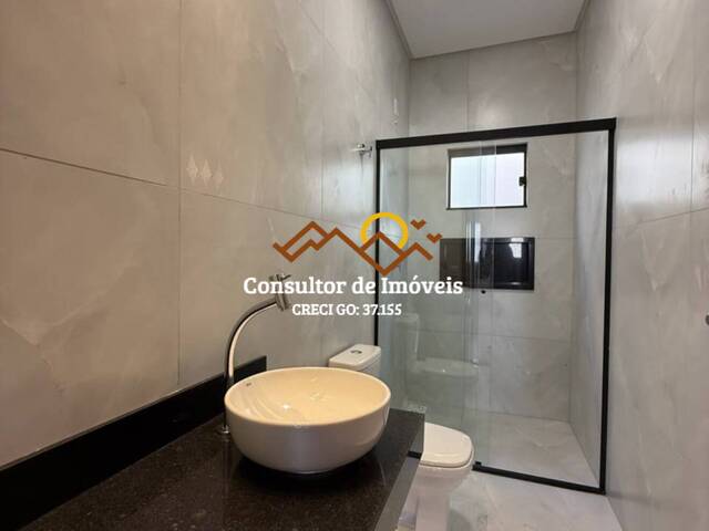 Casa para Venda em Aparecida de Goiânia - 2