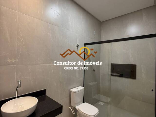 Casa para Venda em Aparecida de Goiânia - 2