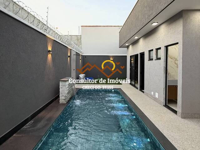 Casa para Venda em Aparecida de Goiânia - 2