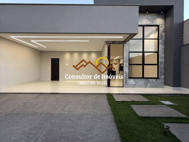 #1072 - Casa para Venda em Goiânia - GO - 1