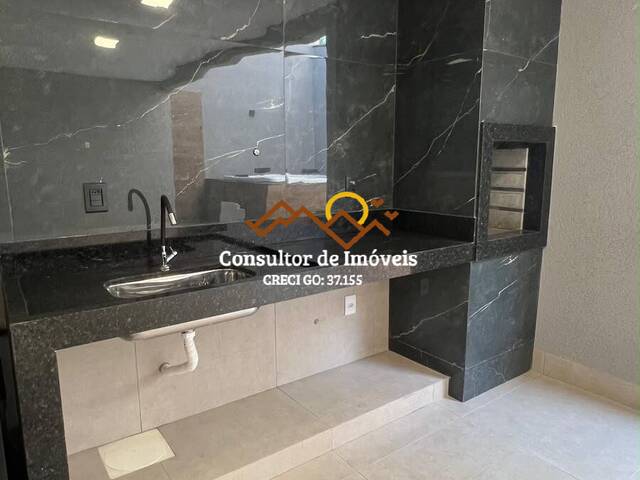 Casa para Venda em Aparecida de Goiânia - 2