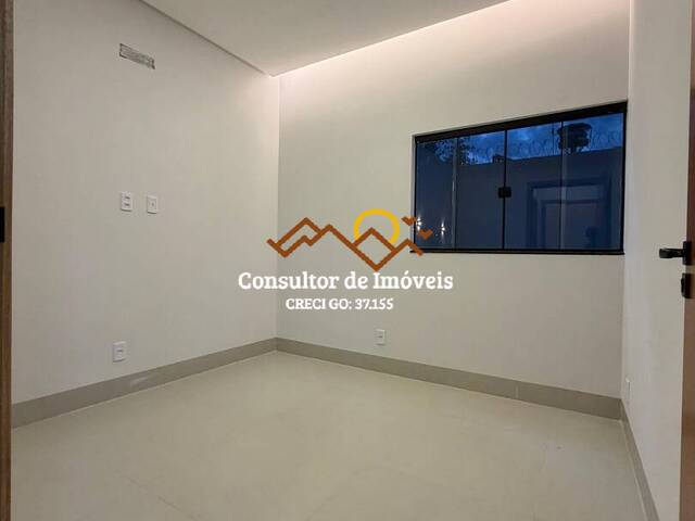 #1105 - Casa para Venda em Aparecida de Goiânia - GO - 3